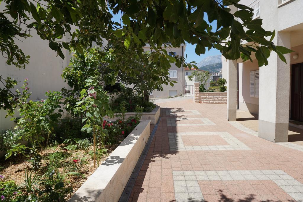 Apartment Nena & Petar Макарска Екстериор снимка