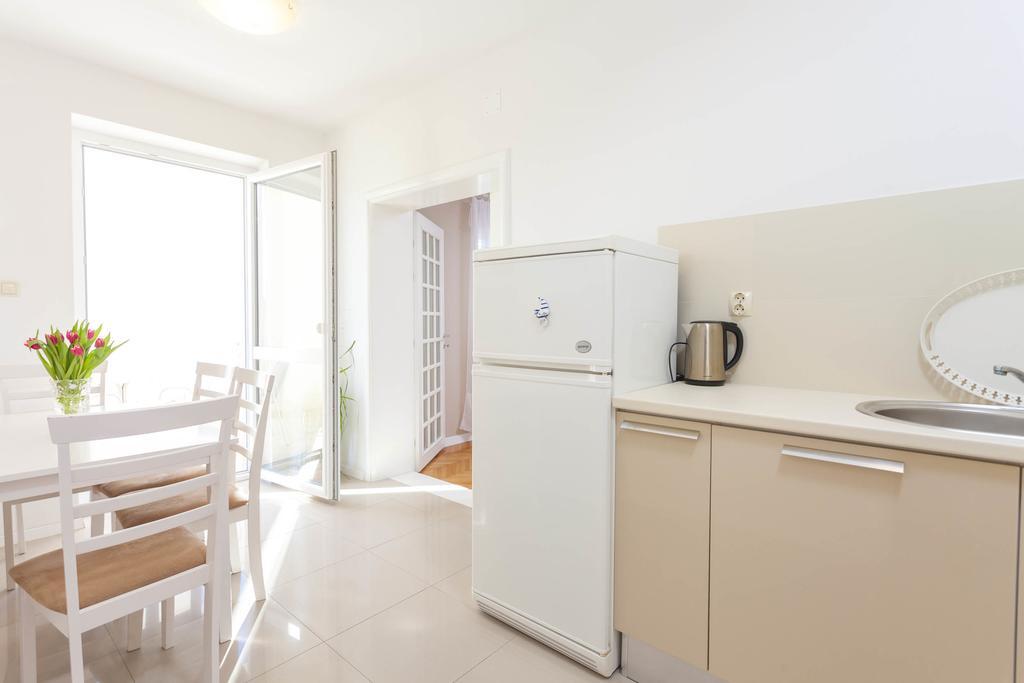 Apartment Nena & Petar Макарска Екстериор снимка