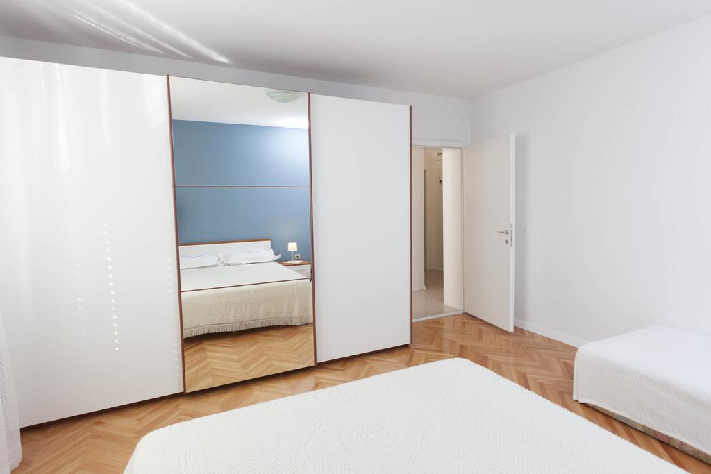 Apartment Nena & Petar Макарска Екстериор снимка