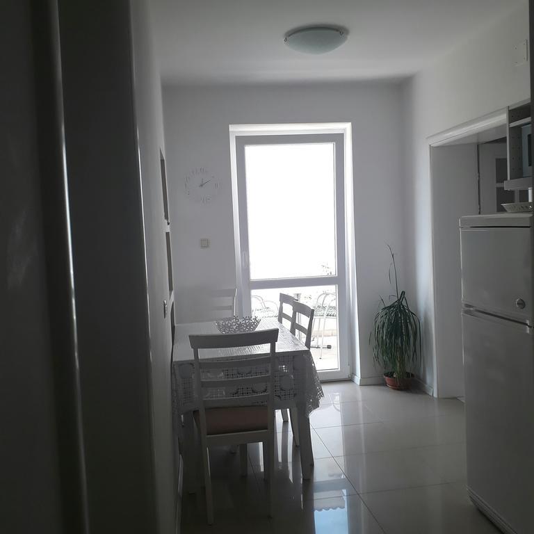 Apartment Nena & Petar Макарска Екстериор снимка